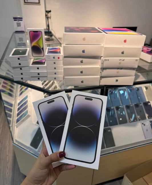 Apple iPhone 14 Pro Max – 6.7-inch Super Retina XDR, A16 Bionic Chip, Pro Camera System